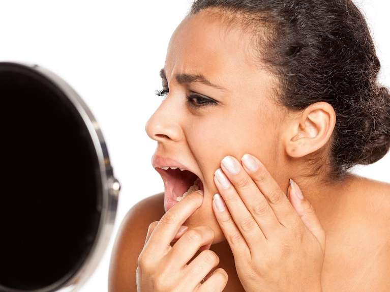tooth extraction mesquite | woman with toothache