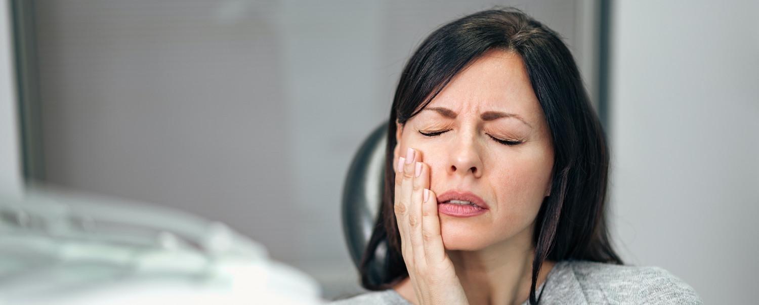 dental emergency mesquite tx | woman with toothache